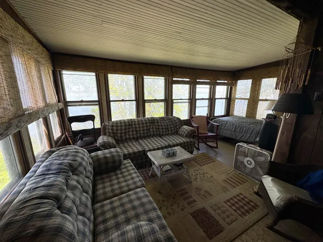 $159,900 | N10801 Elmwood Island, Fox Lake, WI 53933