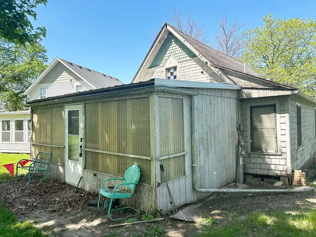 $159,900 | N10801 Elmwood Island, Fox Lake, WI 53933