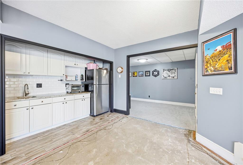 8210 Northwest Roberts Road Weatherby Lake, MO 64152 - Photo 37 of 40