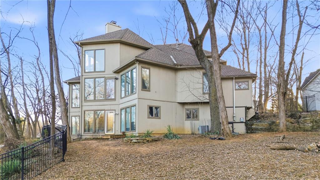 8210 Northwest Roberts Road Weatherby Lake, MO 64152 - Photo 4 of 40