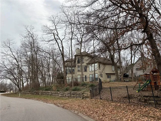 $699,000 | 8210 Northwest Roberts Road, Weatherby Lake, MO 64152