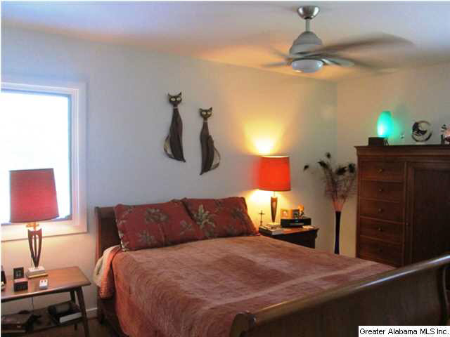4417 Overlook Road Birmingham, AL 35222 - Photo 14 of 32