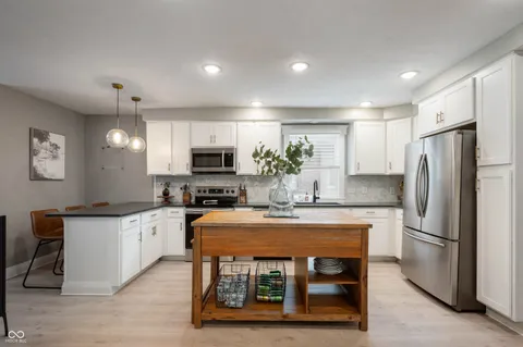 $335,000 | 22 North Bolton Avenue, Indianapolis, IN 46219