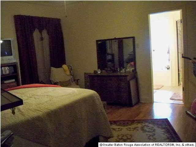 1721 Nesom Road Denham Springs, LA 70706 - Photo 9 of 17 Gallery Image 9