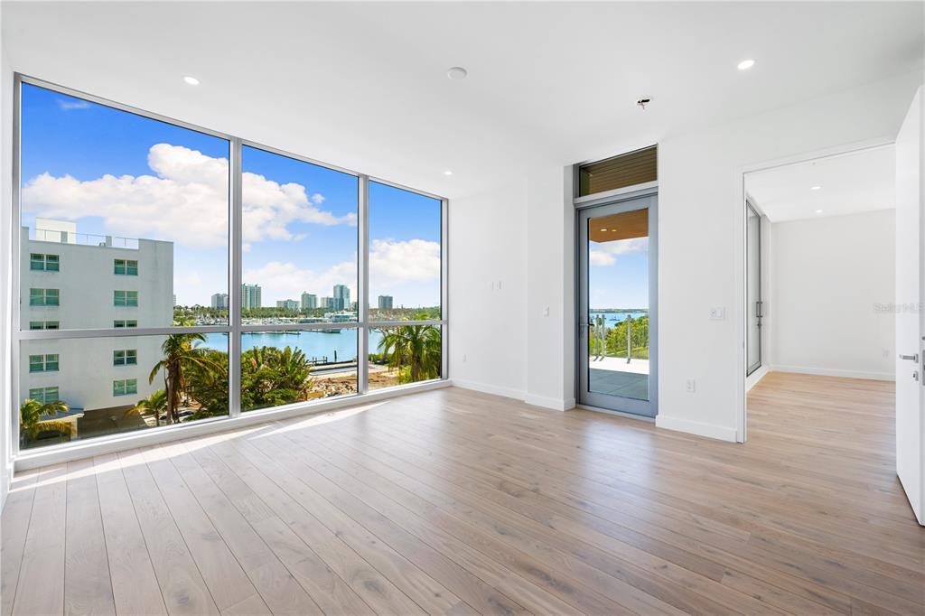 111 Golden Gate Point, Unit 303 Sarasota, FL 34236 - Photo 16 of 39