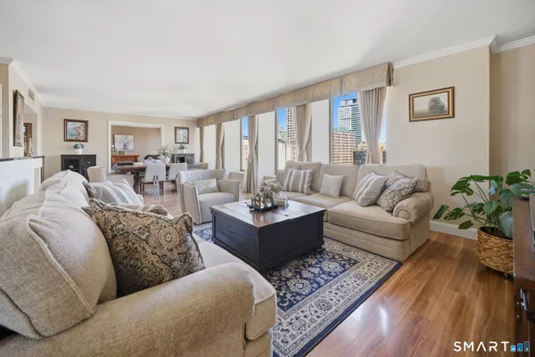 $648,900 | 1 Gold Street, Unit 17D&E, Hartford, CT 06103