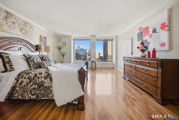 $648,900 | 1 Gold Street, Unit 17D&E, Hartford, CT 06103