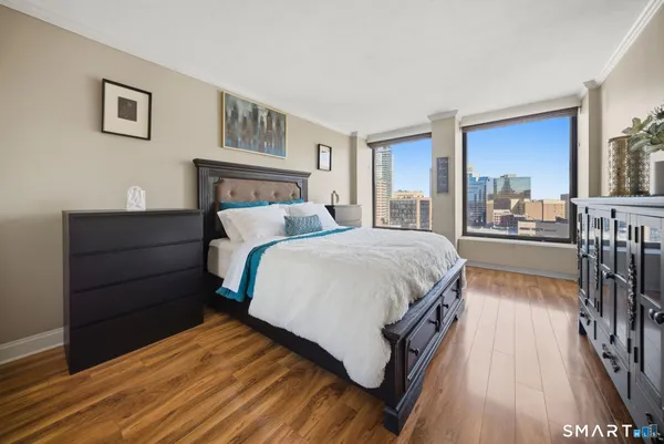 $648,900 | 1 Gold Street, Unit 17D&E, Hartford, CT 06103