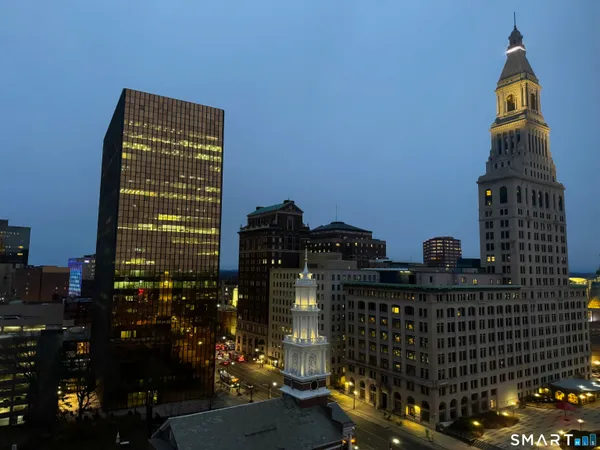 $648,900 | 1 Gold Street, Unit 17D&E, Hartford, CT 06103