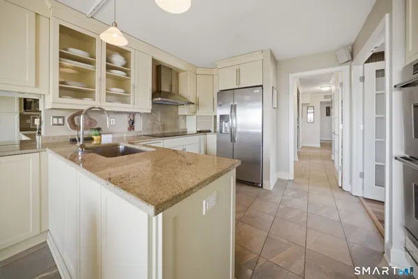 $648,900 | 1 Gold Street, Unit 17D&E, Hartford, CT 06103