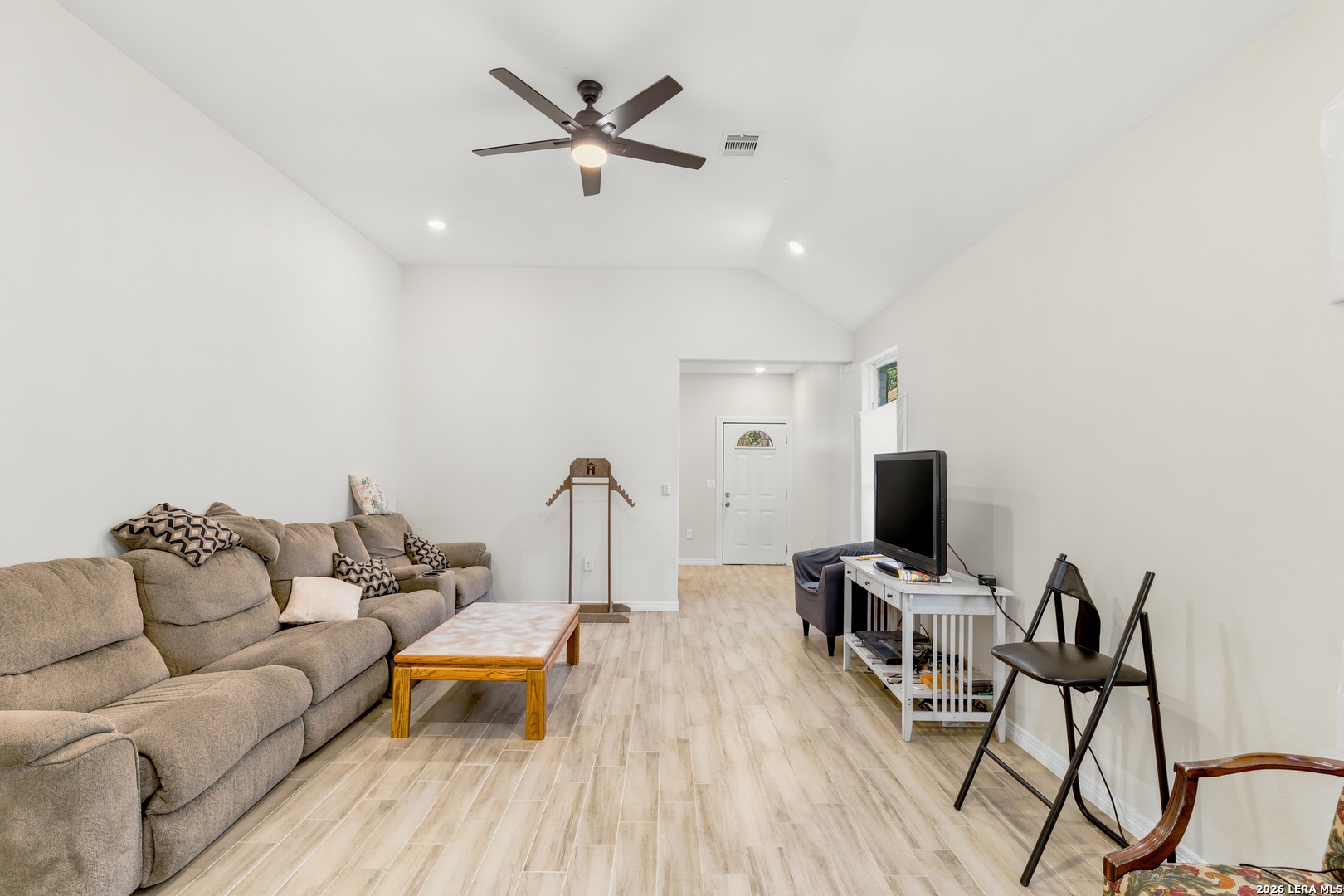 24682 Wicklow Road Hempstead, TX 77445 - Photo 8 of 27