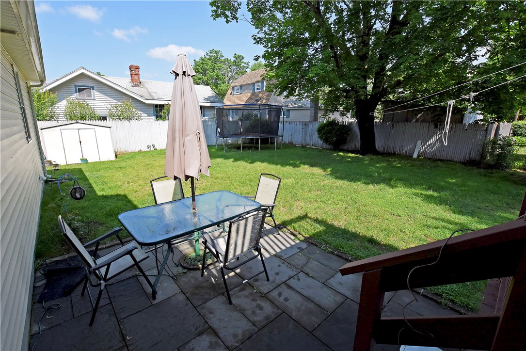 16 Spring Street East Providence, RI 02915 - Photo 8 of 24 Gallery Image 8