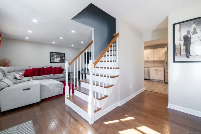 $449,900 | 76 Kenmore Avenue, Waterbury, CT 06708