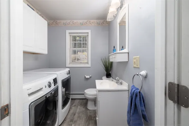 $449,900 | 76 Kenmore Avenue, Waterbury, CT 06708