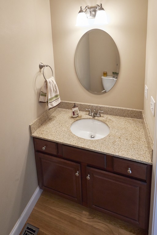 9 Middle Road, Unit 9 Haverhill, MA 01830 - Photo 18 of 28 Gallery Image 18