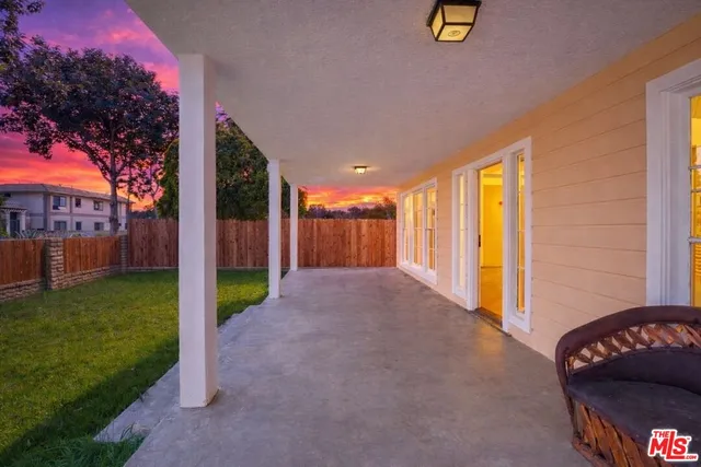 $725,000 | 2010 East 122nd Street, Compton, CA 90222