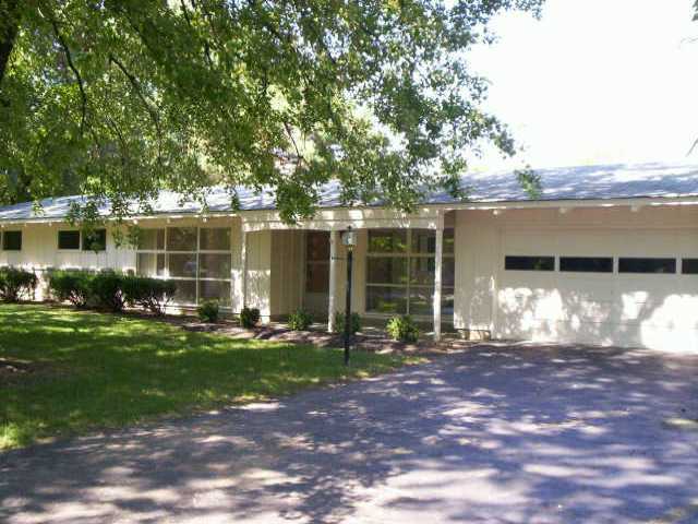 3358 Fishinger Road Columbus, OH 43221 - Photo 1 of 5 Gallery Image 1
