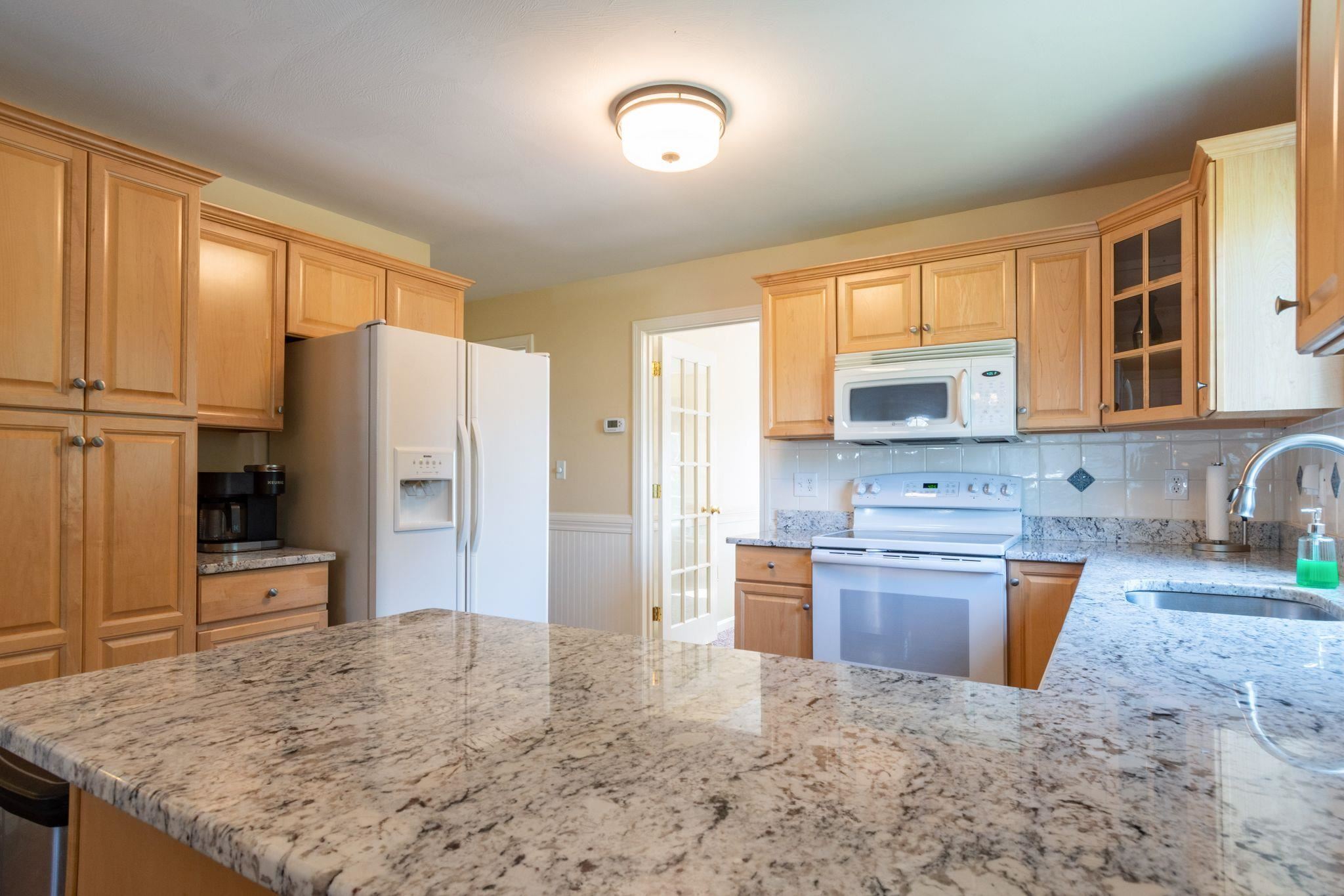 50 Brookview Road Windham, NH 03087 - Photo 2 of 32