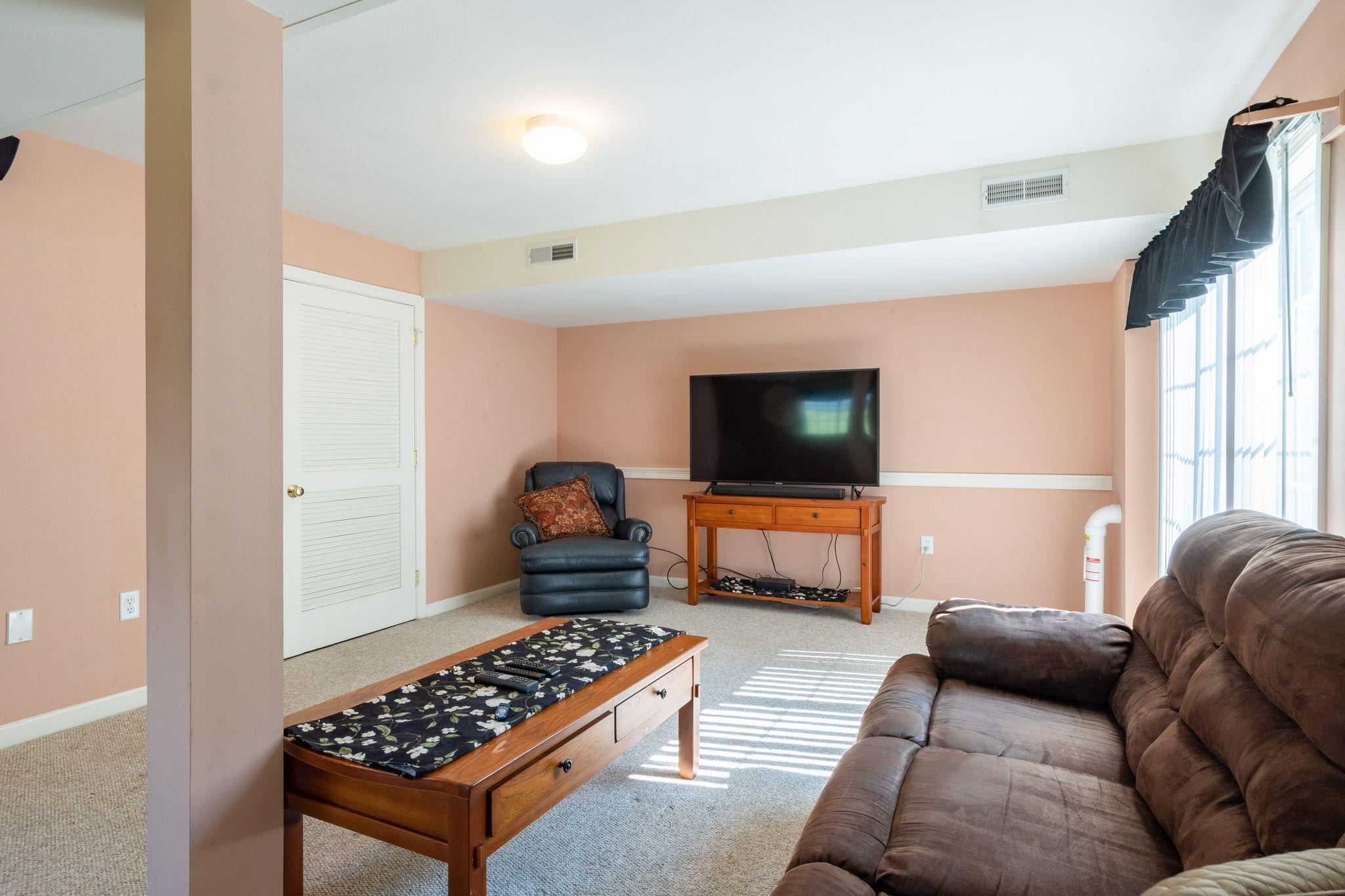 50 Brookview Road Windham, NH 03087 - Photo 25 of 32