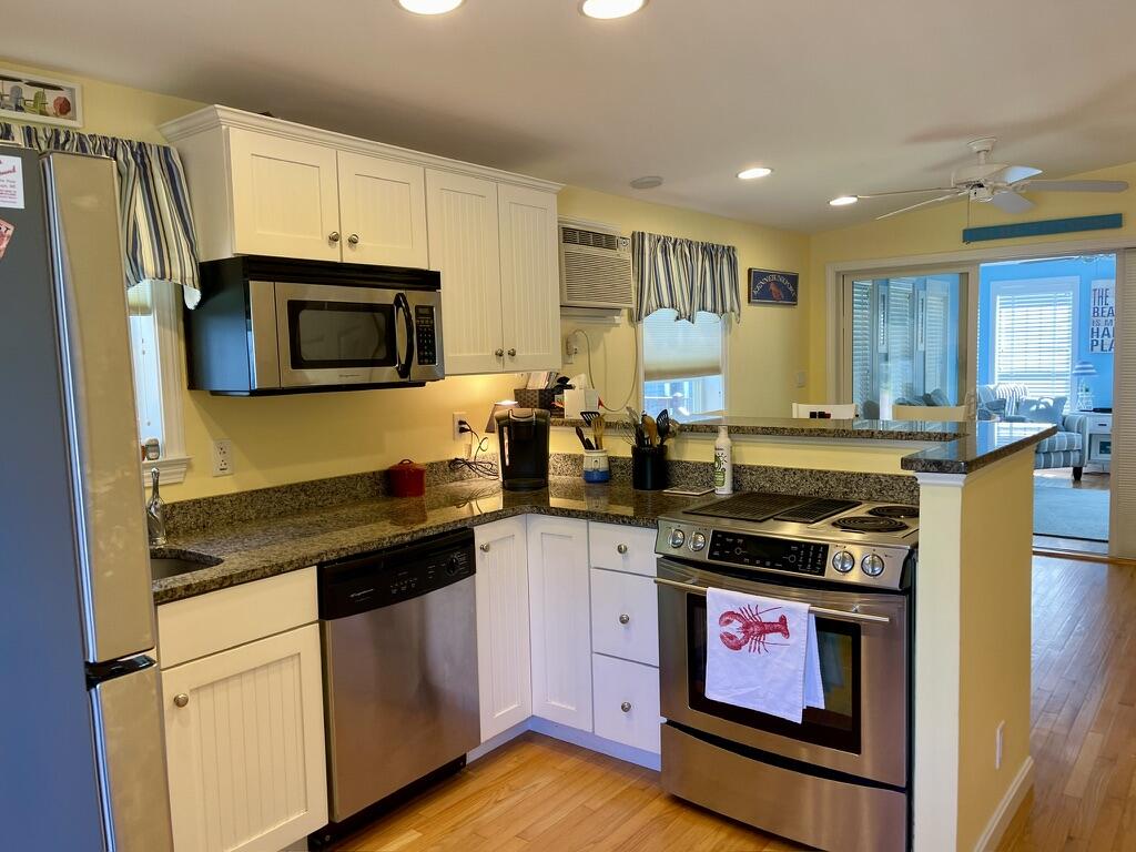 412 Post Road, Unit 285 Wells, ME 04090 - Photo 3 of 34 057620F6-3070-4168-89A2-C7D8672B7C28_1_1