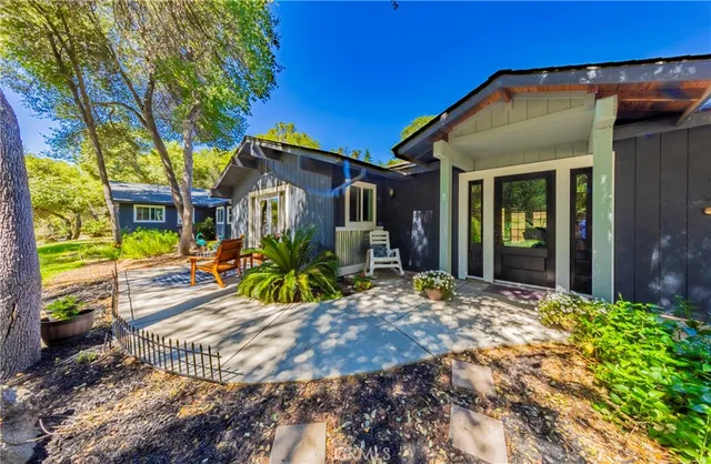 $890,999 | 46320 Oonay Nation Road, Coarsegold, CA 93614