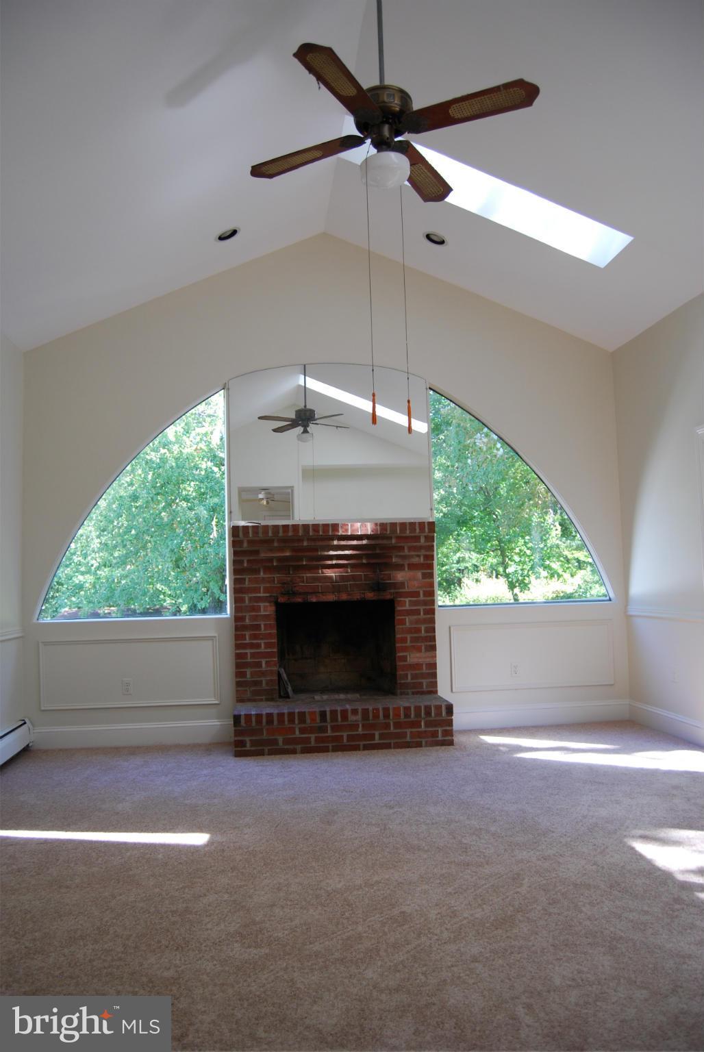 6001 Medora Road Linthicum Heights, MD 21090 - Photo 13 of 23 Family Room