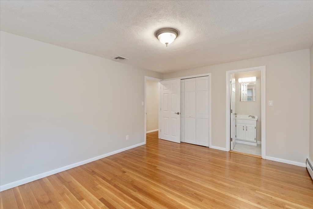 25 Delaware Avenue Danvers, MA 01923 - Photo 17 of 38