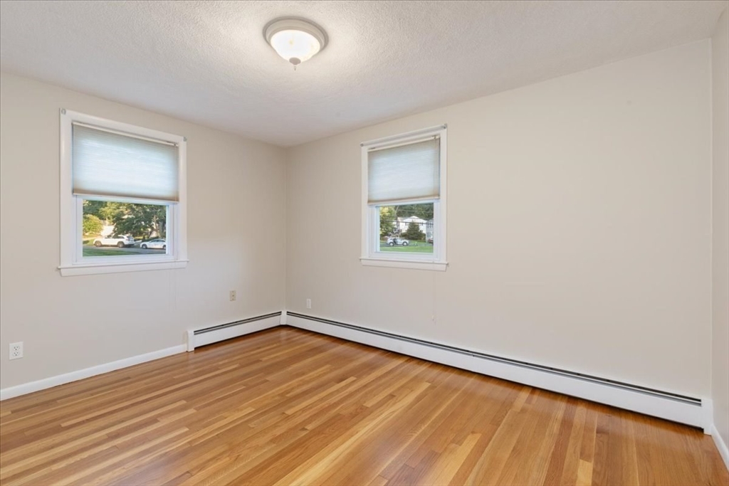 25 Delaware Avenue Danvers, MA 01923 - Photo 19 of 38