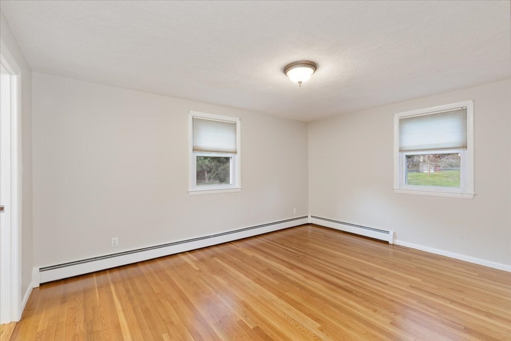 25 Delaware Avenue Danvers, MA 01923 - Photo 20 of 38