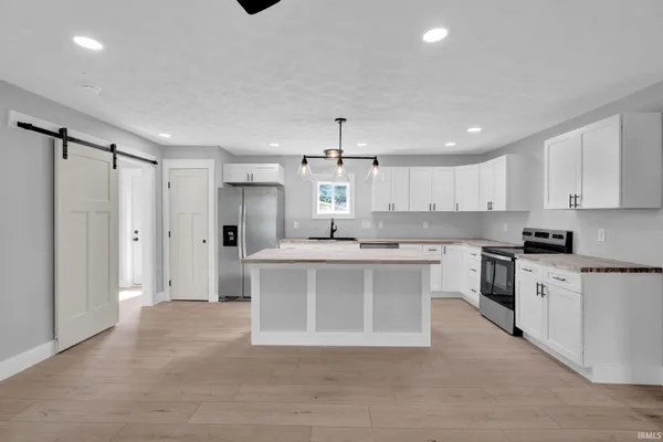 $289,900 | 307 Eastwood Drive, Bedford, IN 47421