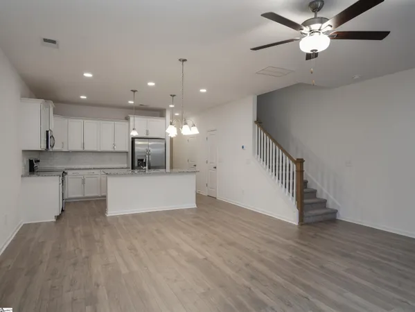 $1,700 | 242 Bryland Way, Fountain Inn, SC 29644