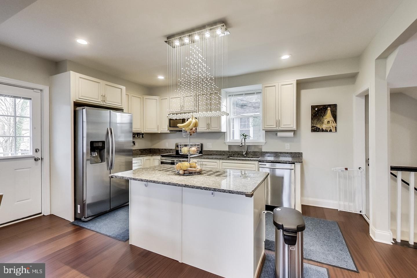6303 Mayflower Road Baltimore, MD 21212 - Photo 15 of 29