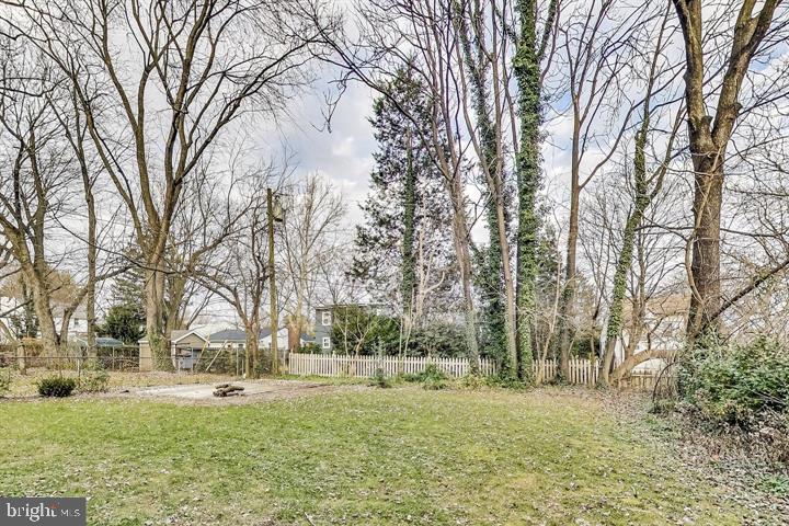 6303 Mayflower Road Baltimore, MD 21212 - Photo 26 of 29