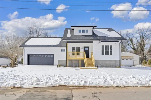 $334,950 | 415 7th Street, Vinton, VA 24179