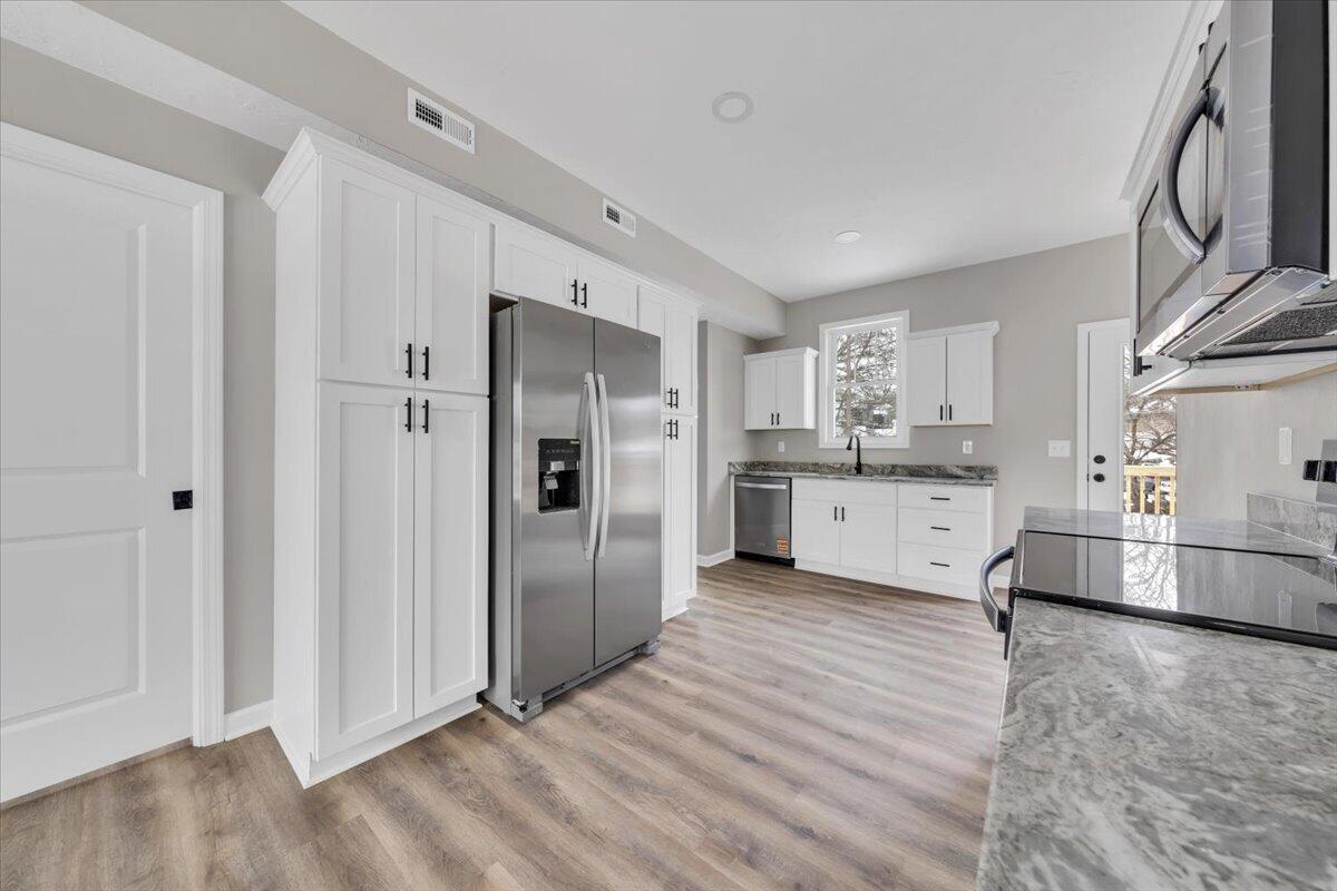 415 7th Street Vinton, VA 24179 - Photo 12 of 46 12-MIB08682