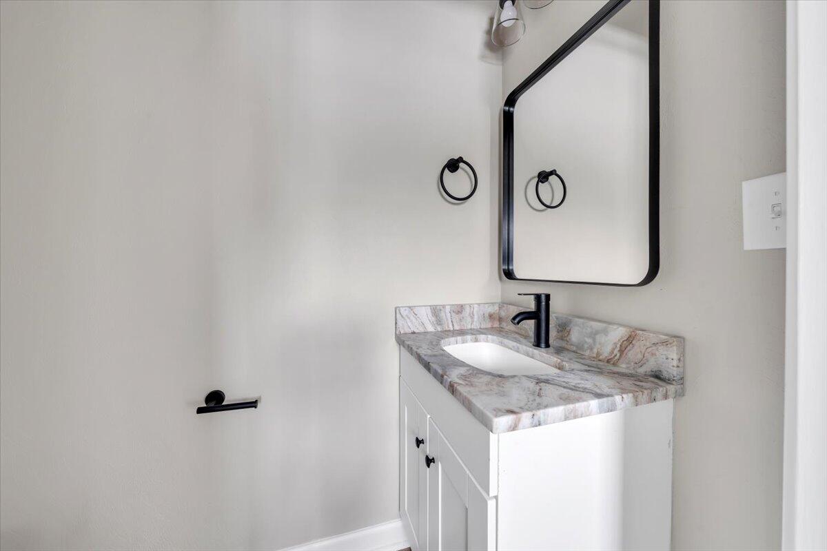 415 7th Street Vinton, VA 24179 - Photo 18 of 46 18-MIB08697