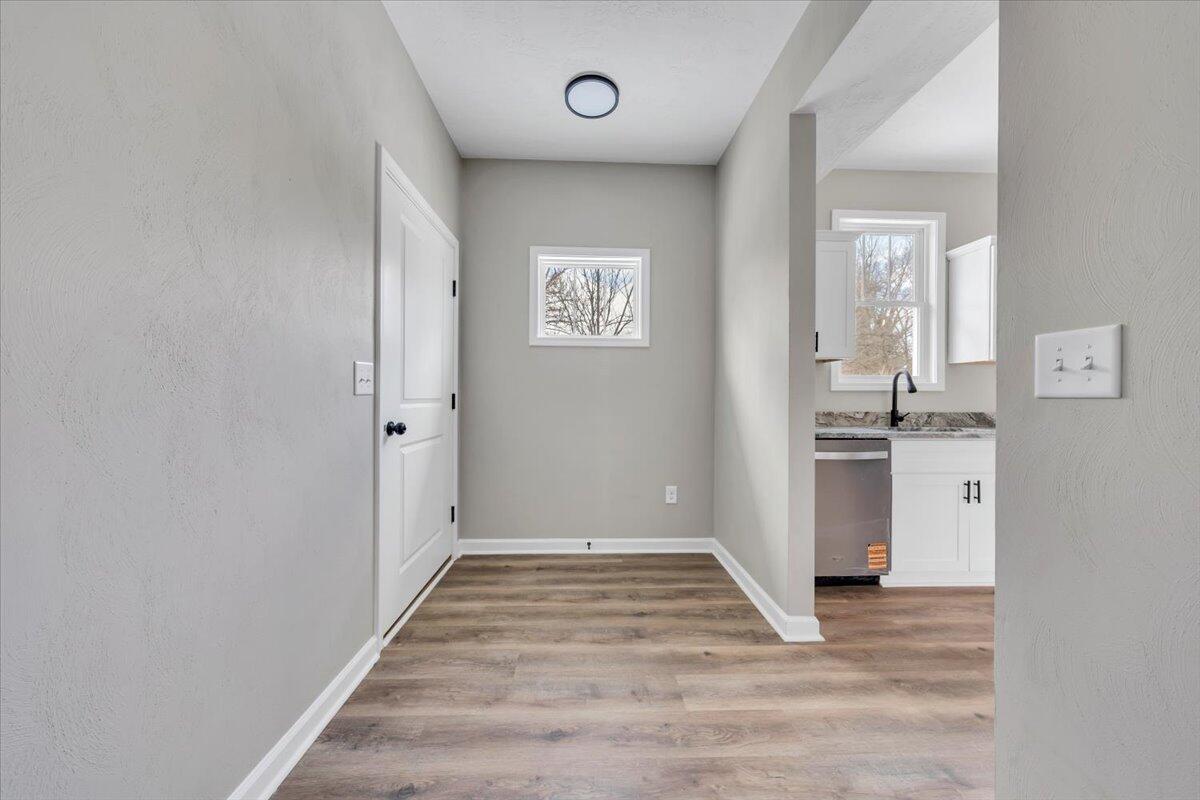 415 7th Street Vinton, VA 24179 - Photo 21 of 46 21-MIB08706