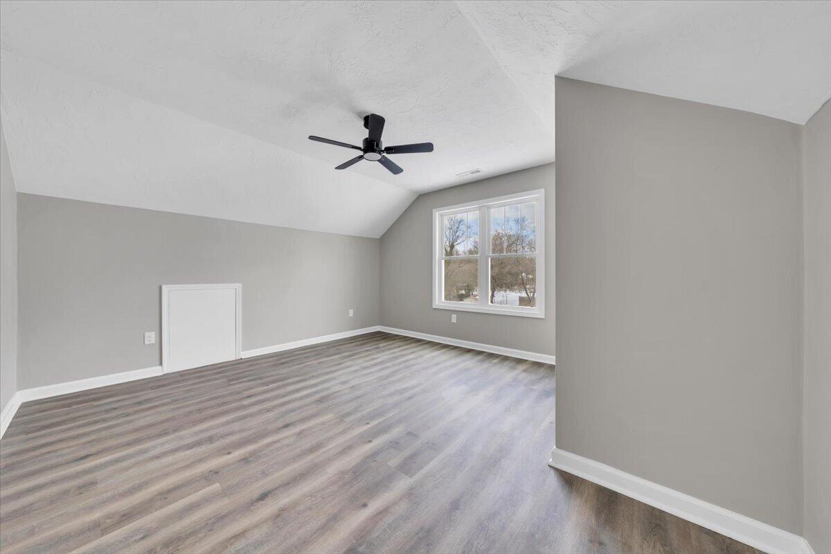 415 7th Street Vinton, VA 24179 - Photo 31 of 46 31-MIB08736