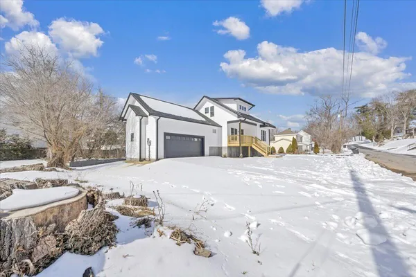 $334,950 | 415 7th Street, Vinton, VA 24179