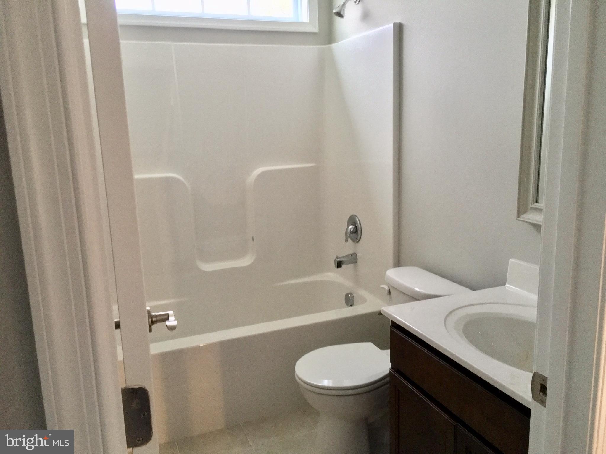 177 Dimension Road Inwood, WV 25428 - Photo 22 of 27 Hall Bath