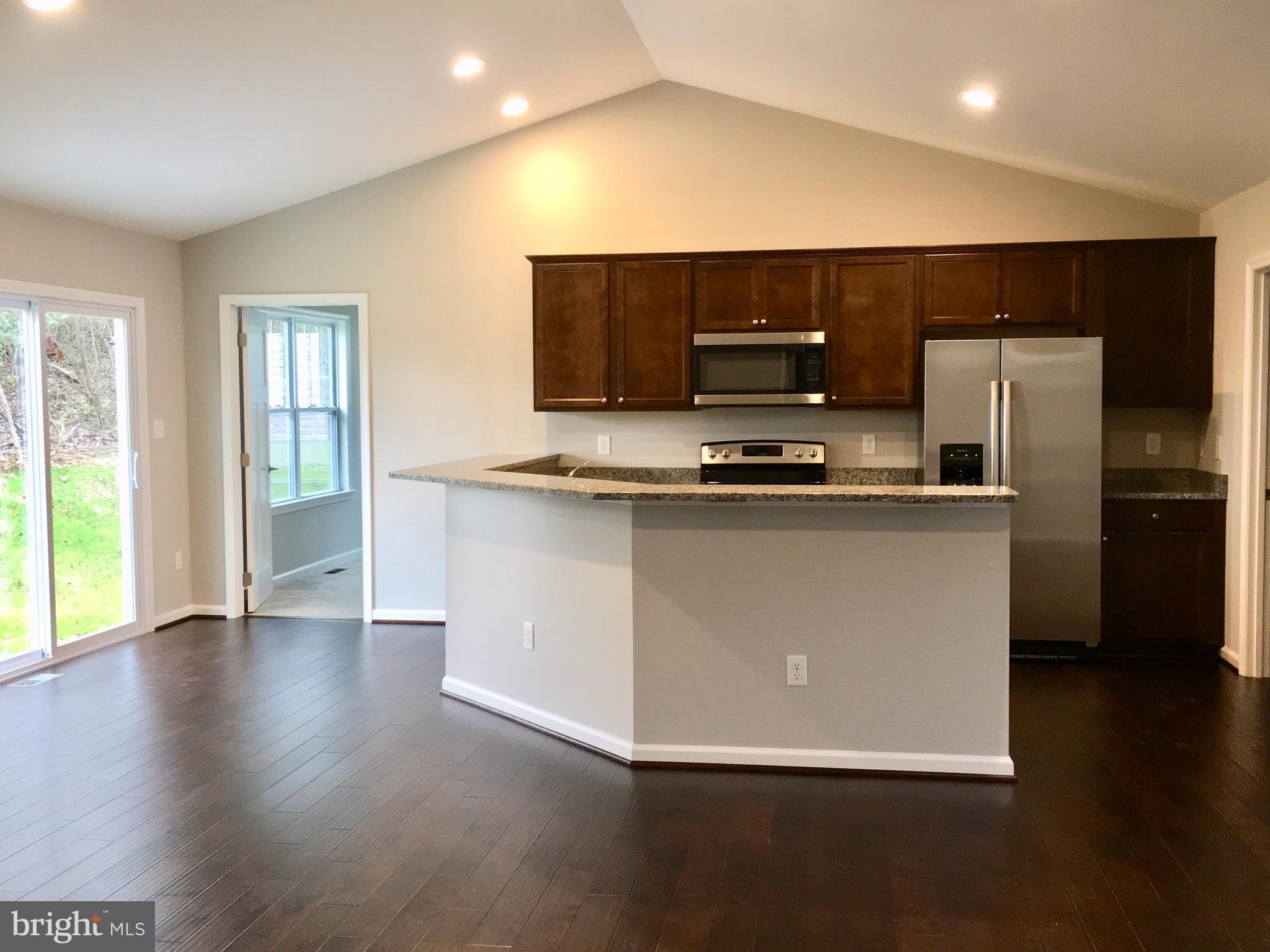 177 Dimension Road Inwood, WV 25428 - Photo 10 of 27 Kitchen & Breakfast Nook