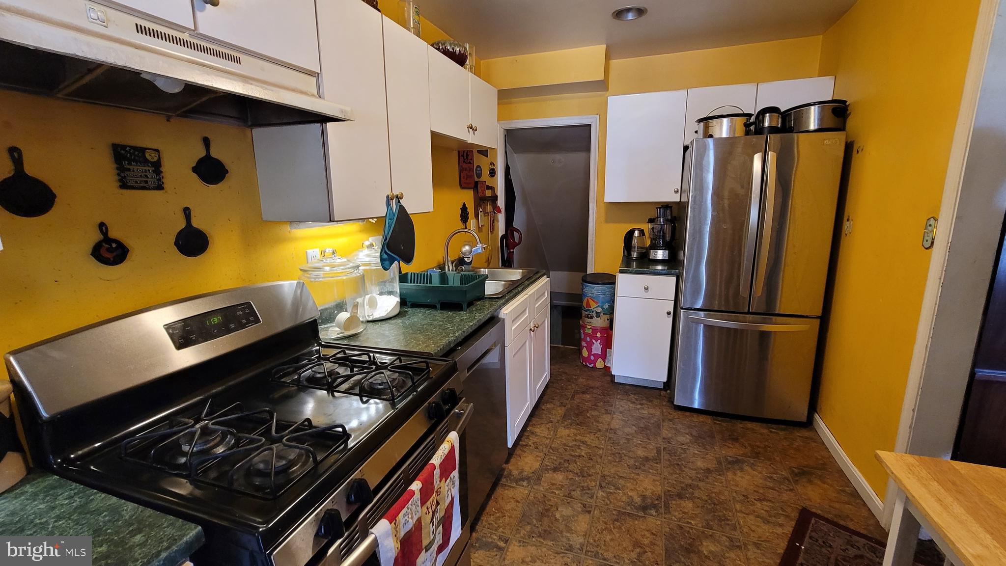 9759 Matzon Road Middle River, MD 21220 - Photo 6 of 6