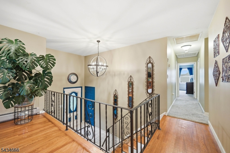 18 Reger Road Succasunna, NJ 07876 - Photo 4 of 34