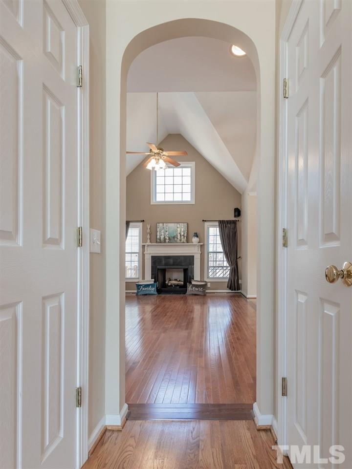 2864 Anfield Road Raleigh, NC 27606 - Photo 8 of 30 Gallery Image 8