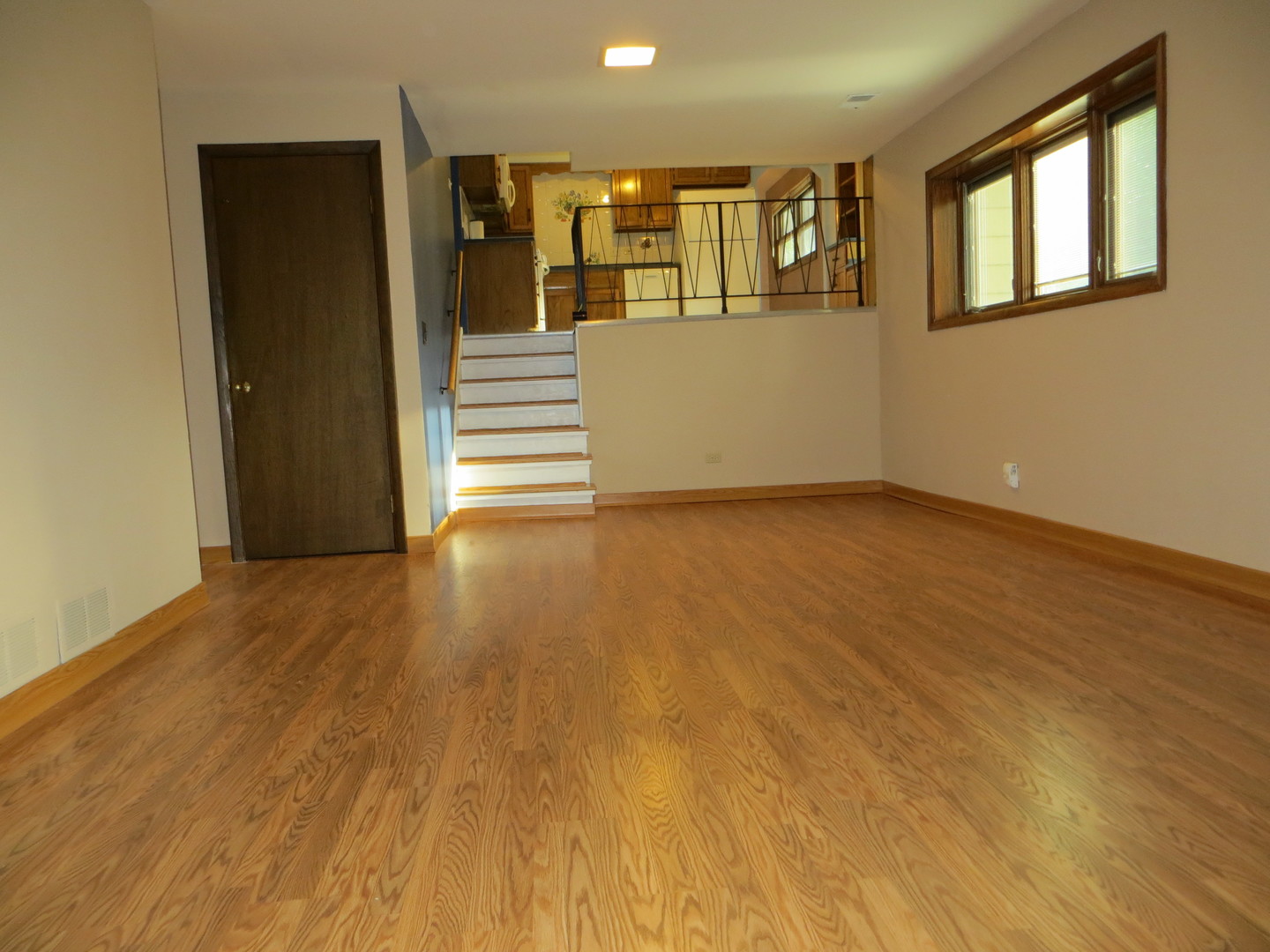 676 Alice Drive Northbrook, IL 60062 - Photo 5 of 13