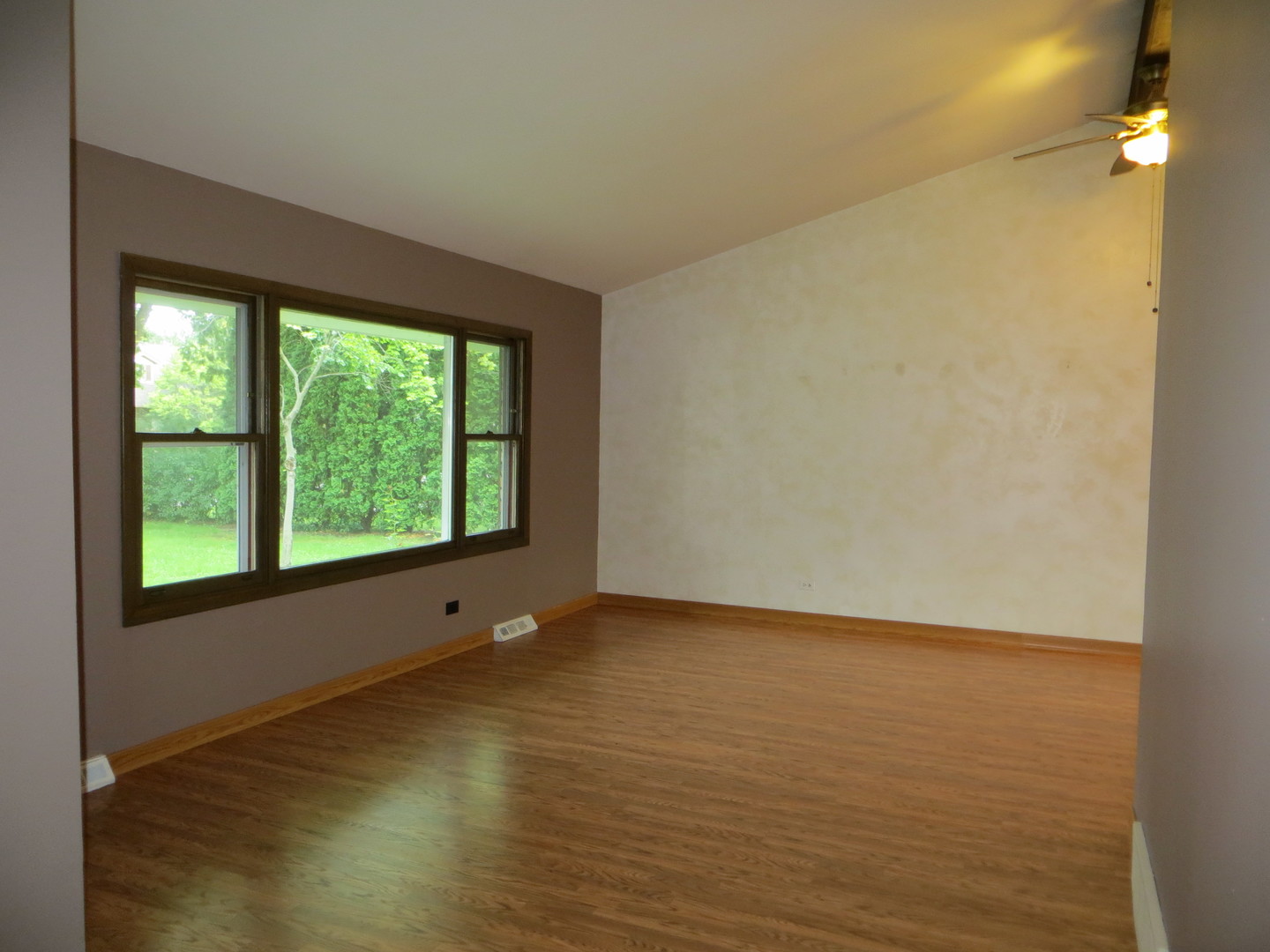 676 Alice Drive Northbrook, IL 60062 - Photo 6 of 13