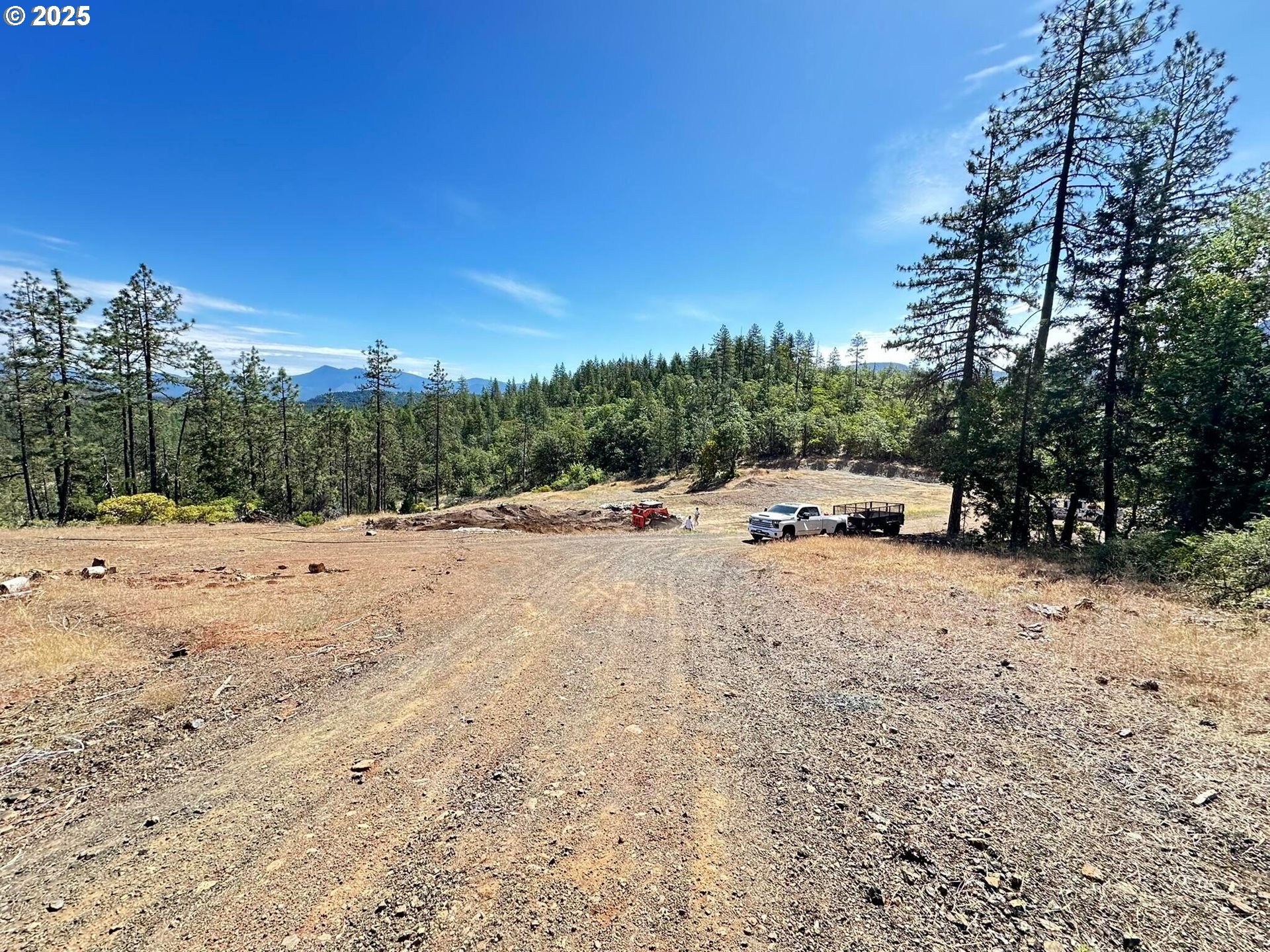 3300 Waldo Road Cave Junction, OR 97523 - Photo 11 of 16