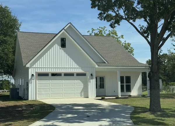 $320,000 | 608 East Church Street, Headland, AL 36345