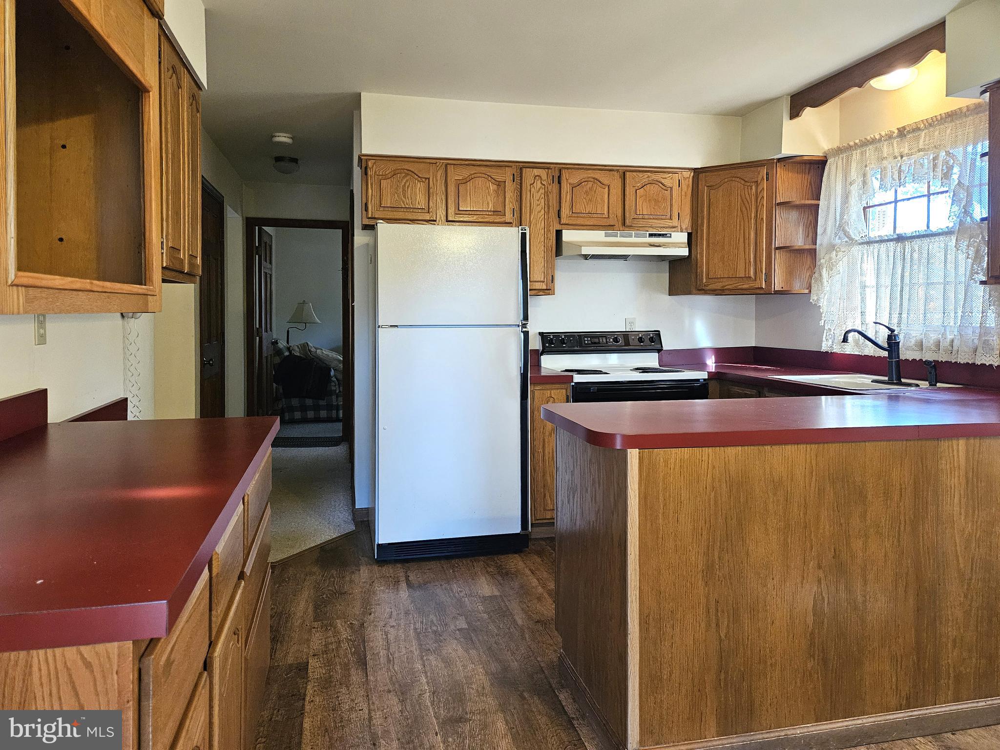714 North Manor Road Elverson, PA 19520 - Photo 5 of 20 Gallery Image 5