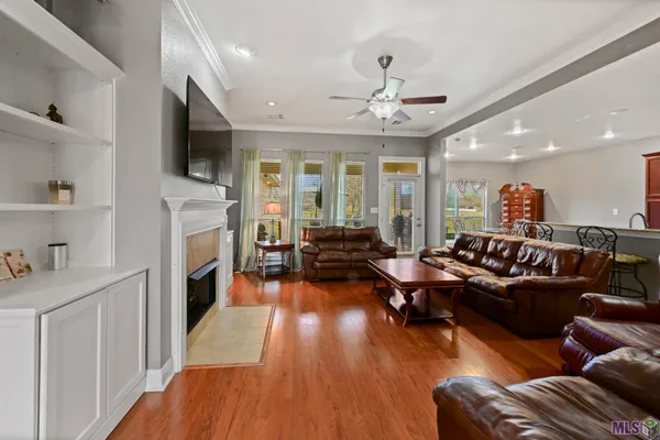 $263,000 | 9113 Highland Oaks Avenue, Zachary, LA 70791